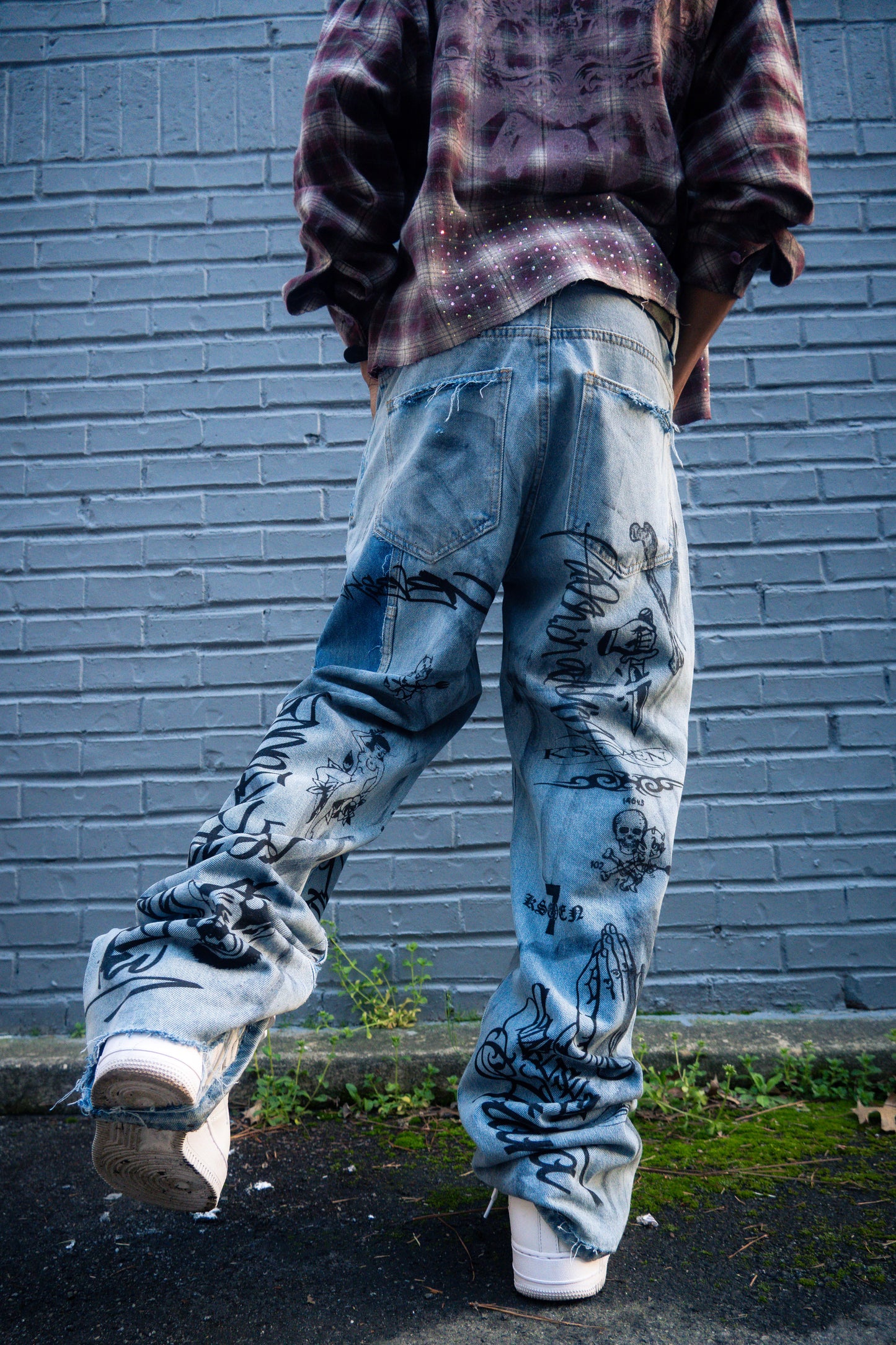 ALL OVER 7 PRINT DENIM