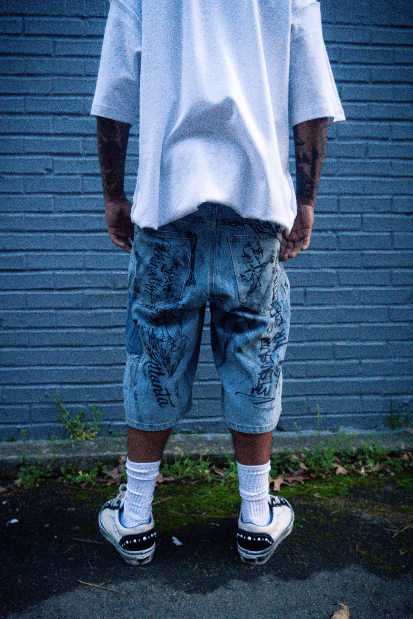 ALL OVER 7 PRINT SHORTS
